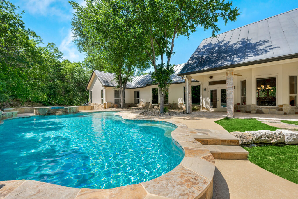Home 4 rockwall tx home with pool